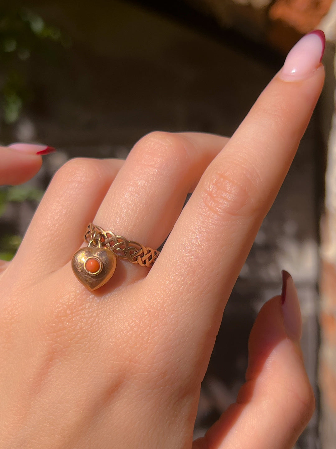 Gorgeous 9ct Coral Heart Charm Ring