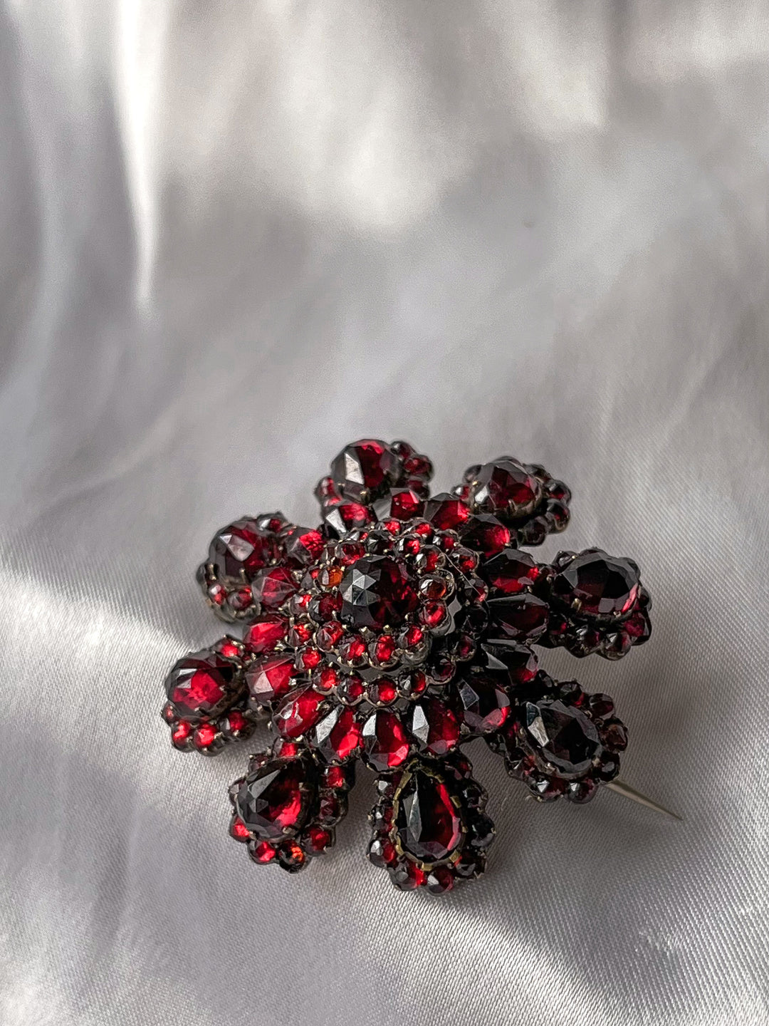 Beautiful Bohemian Garnet Brooch C. 1890