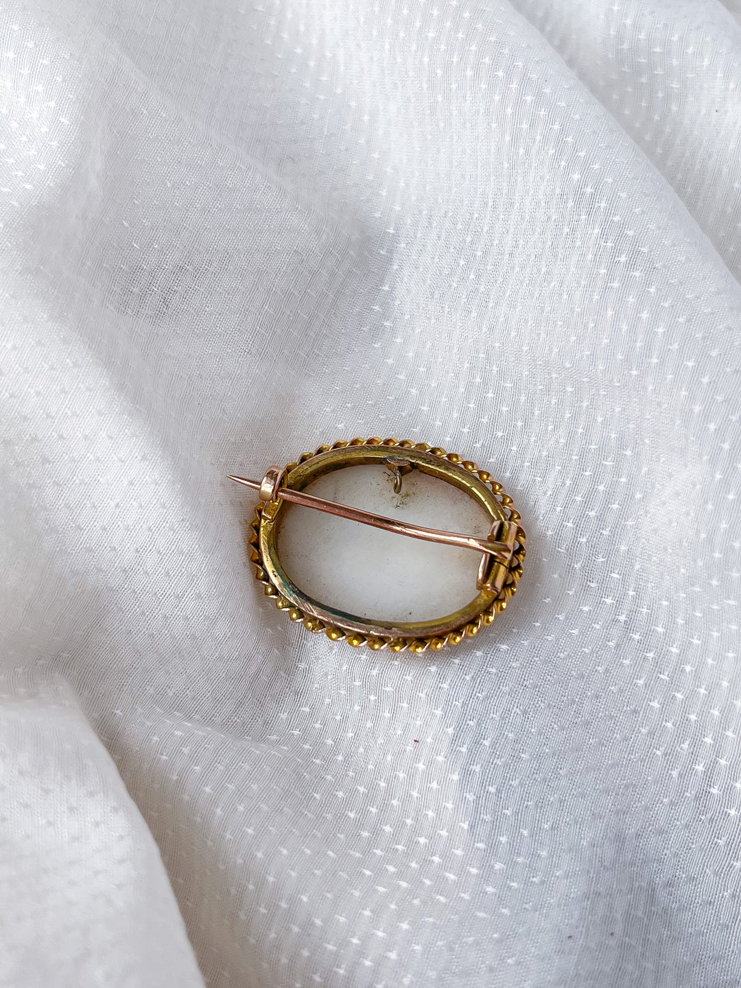 Captivating White Shell Cameo of Dawn Brooch