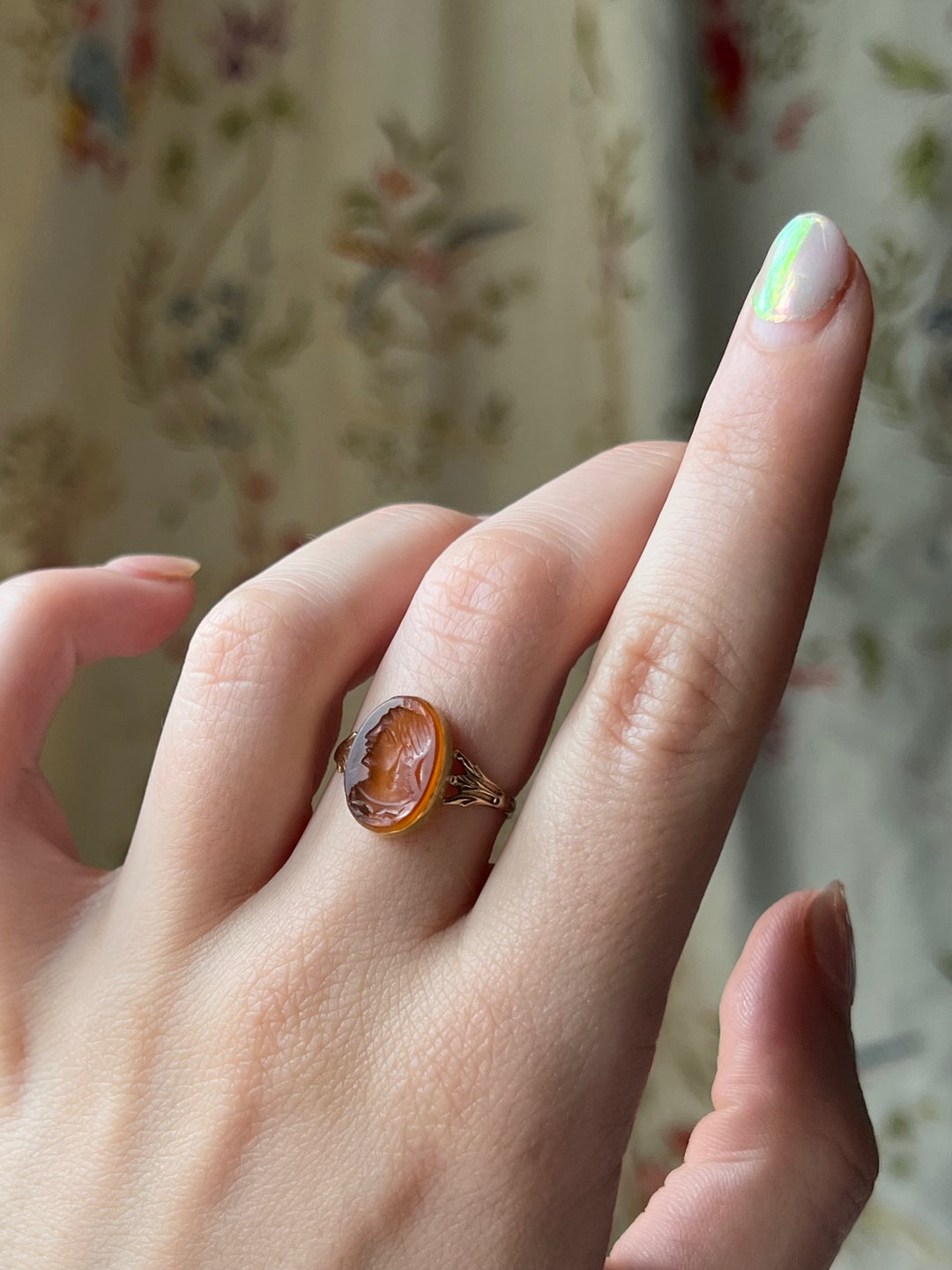 Amber Honey Persian Carnelian Intaglio Ring in 14ct