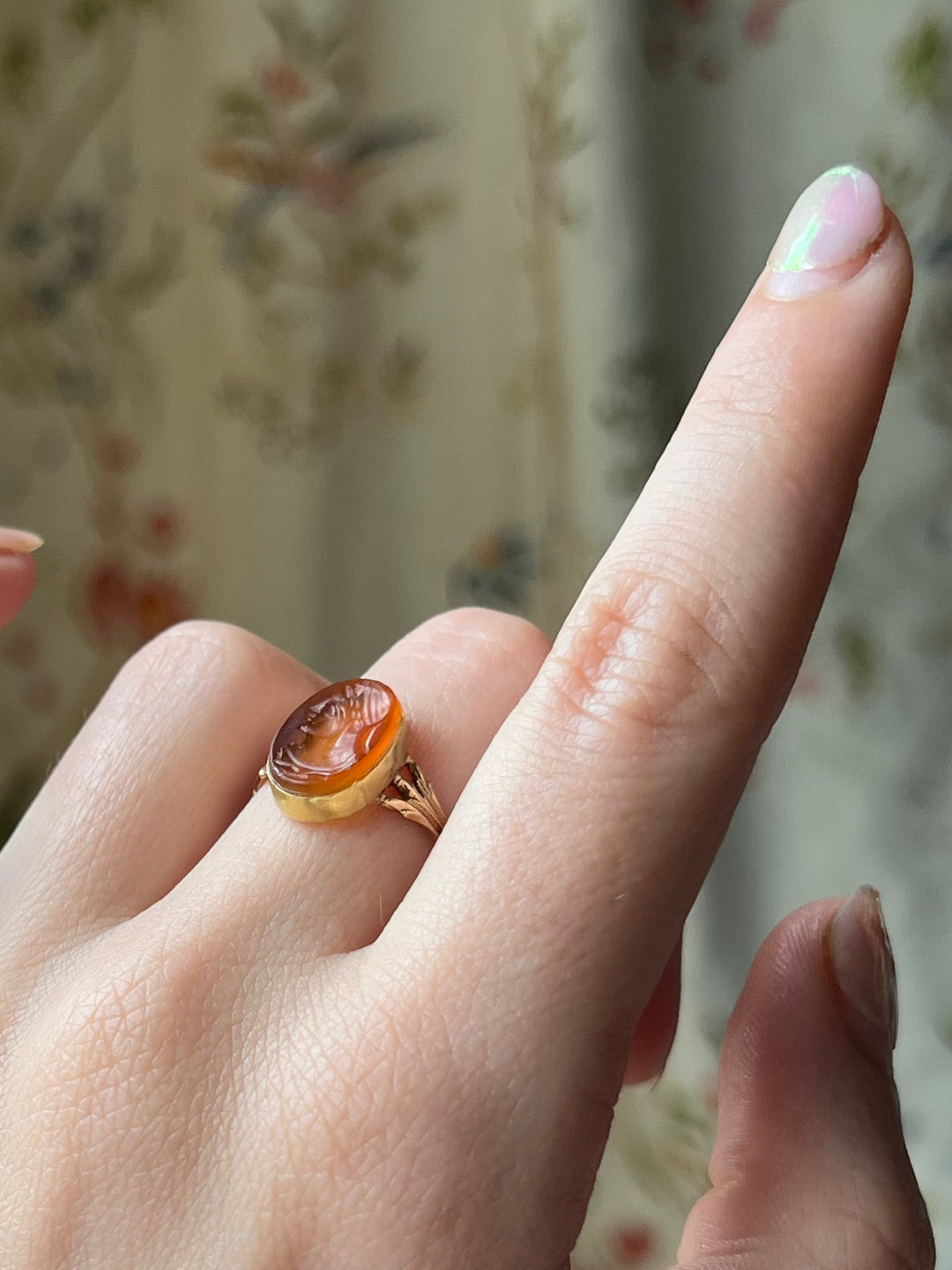 Amber Honey Persian Carnelian Intaglio Ring in 14ct