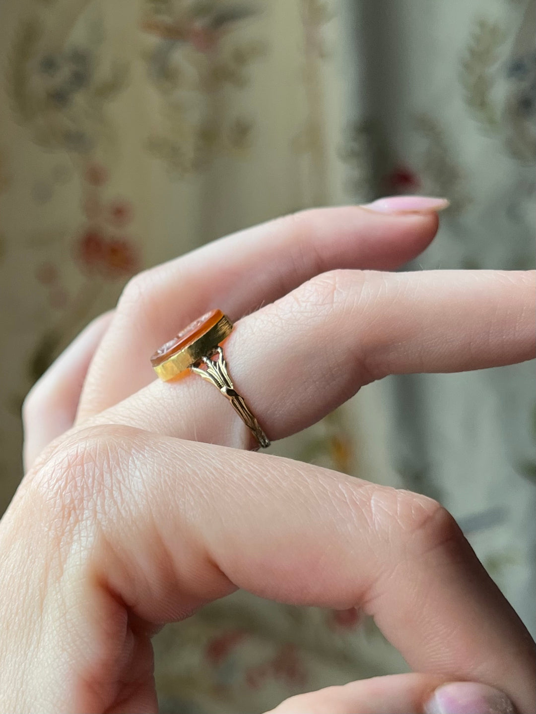 Amber Honey Persian Carnelian Intaglio Ring in 14ct