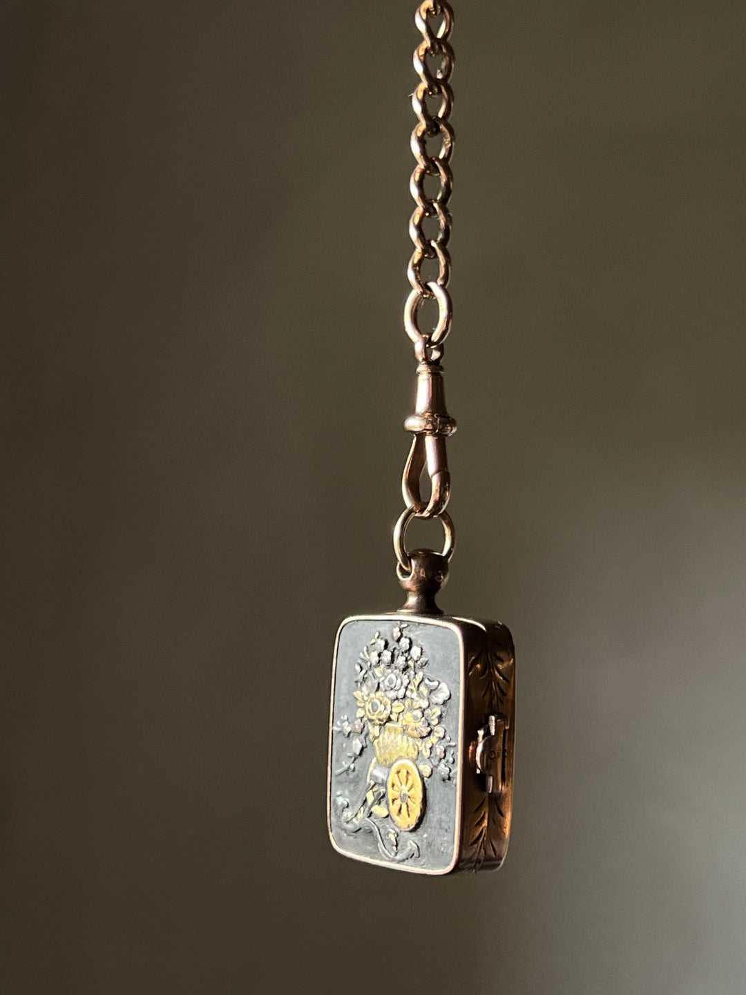 Shakudo Locket in 9ct Gold Circa 1890