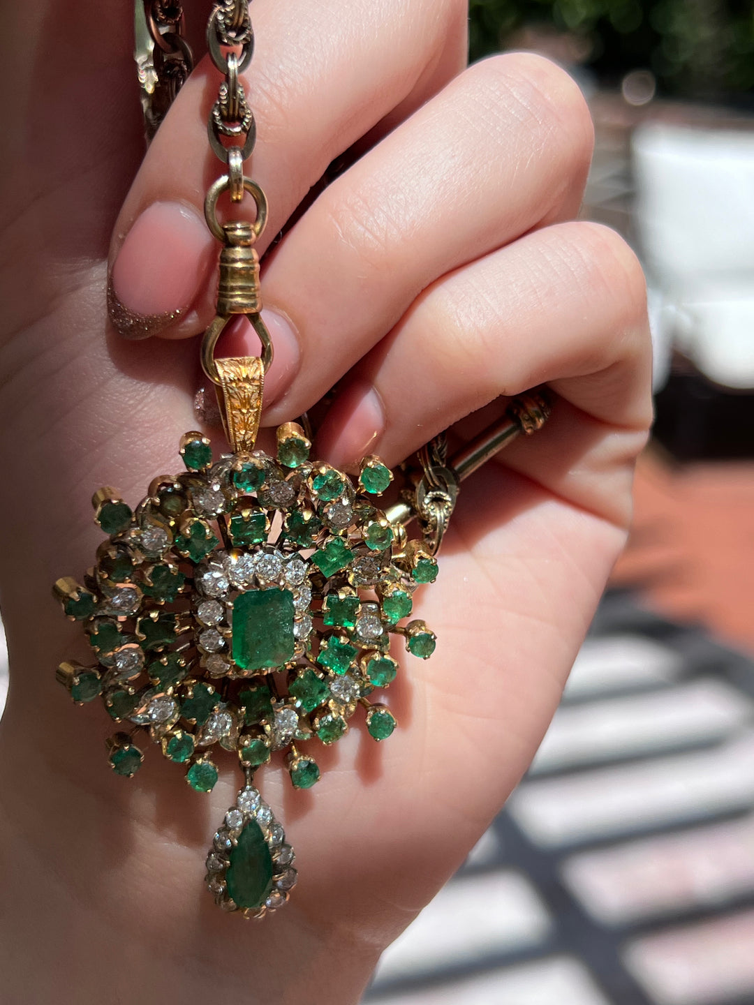 Superb Early 20th C Diamond & Emerald Brooch/Pendant