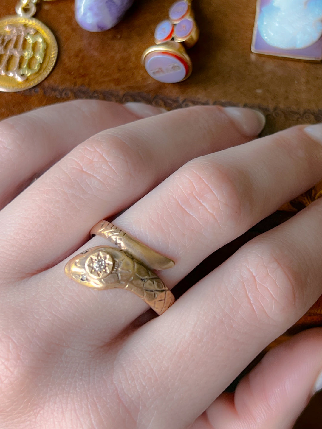 Gorgeous 9k Serpent With Diamond Head & Eyes