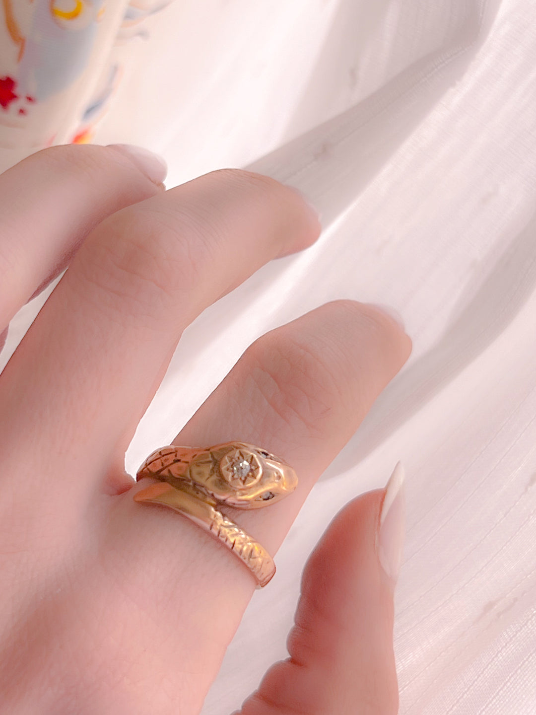 Gorgeous 9k Serpent With Diamond Head & Eyes
