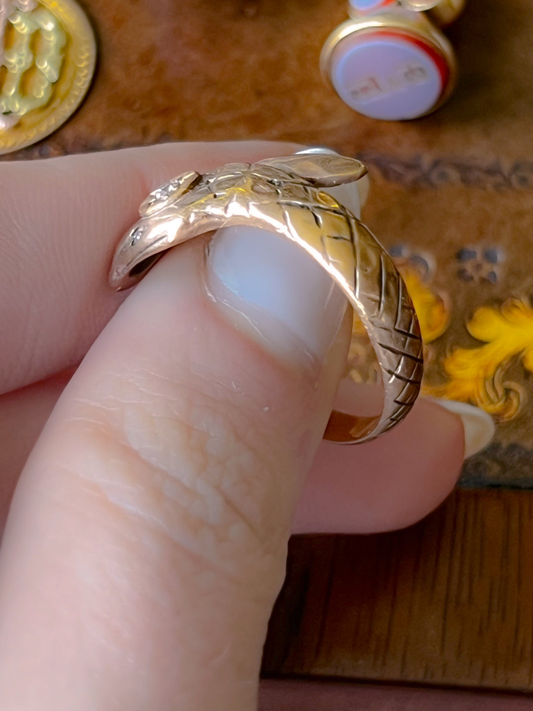 Gorgeous 9k Serpent With Diamond Head & Eyes