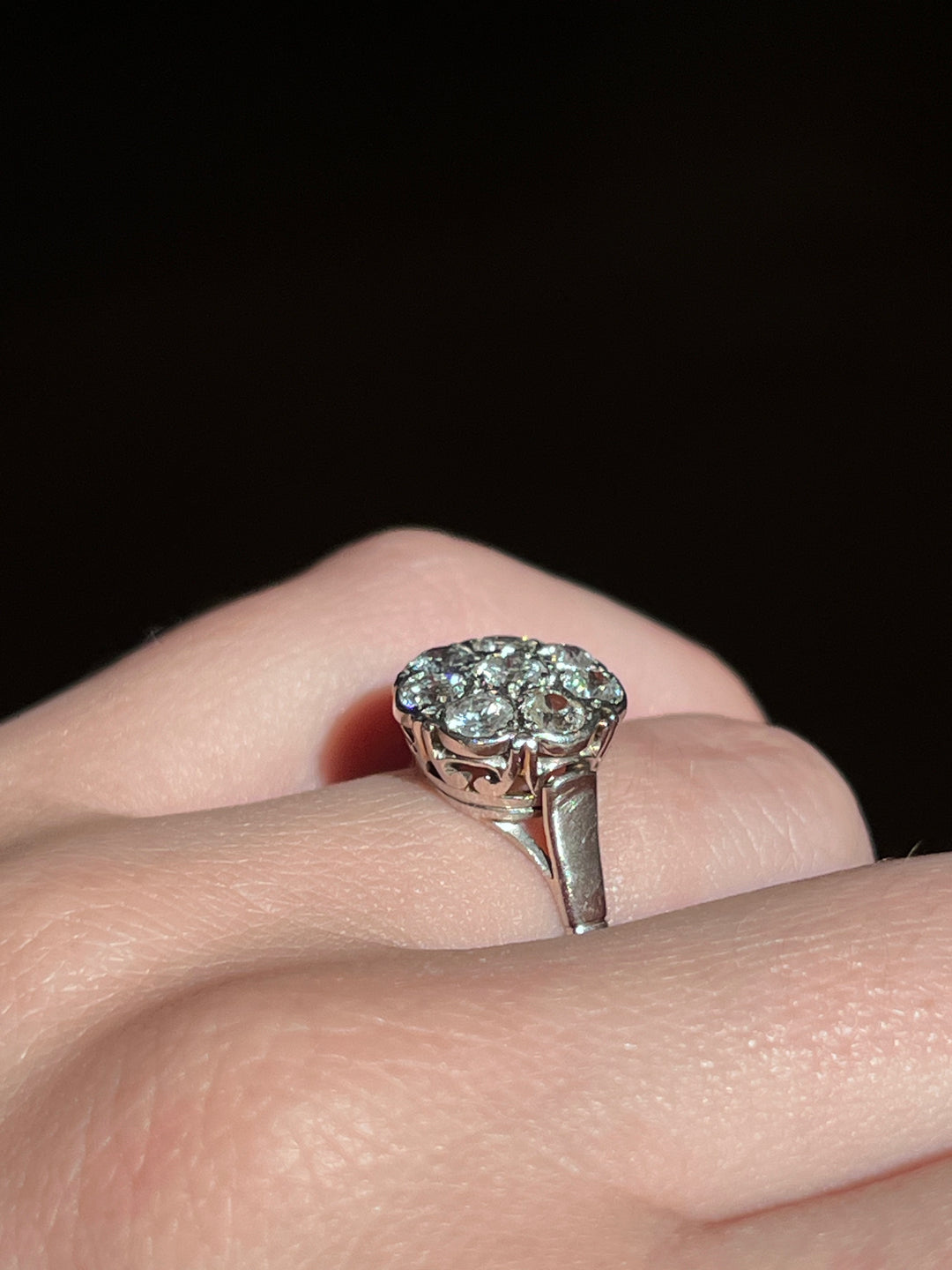 Gorgeous Post Deco Platinum and Diamond Daisy Ring
