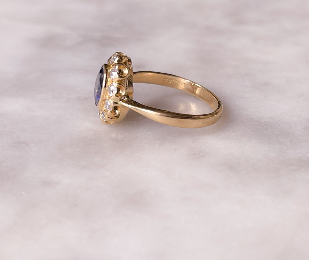 Outstanding Sapphire and Diamond Ring