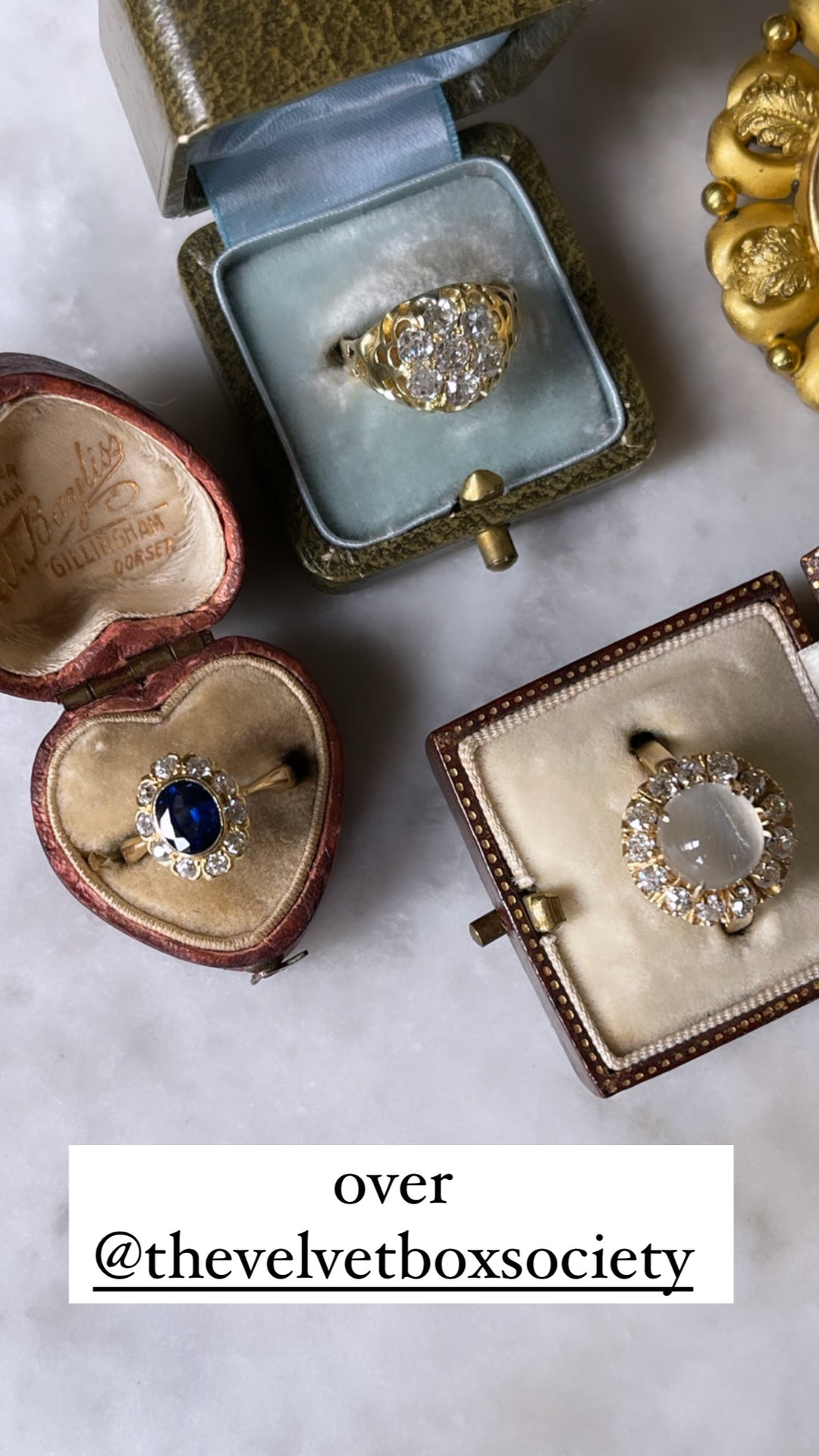 Outstanding Sapphire and Diamond Ring