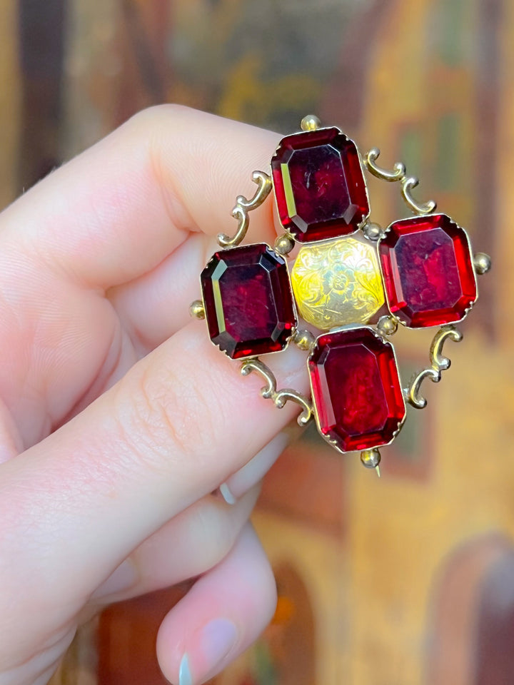 Massive Georgian Flat Cut Garnet Brooch in 15ct