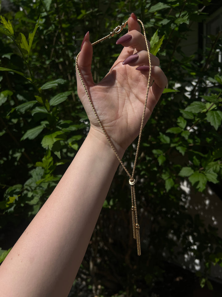 Stunning Vintage Tassel Necklace