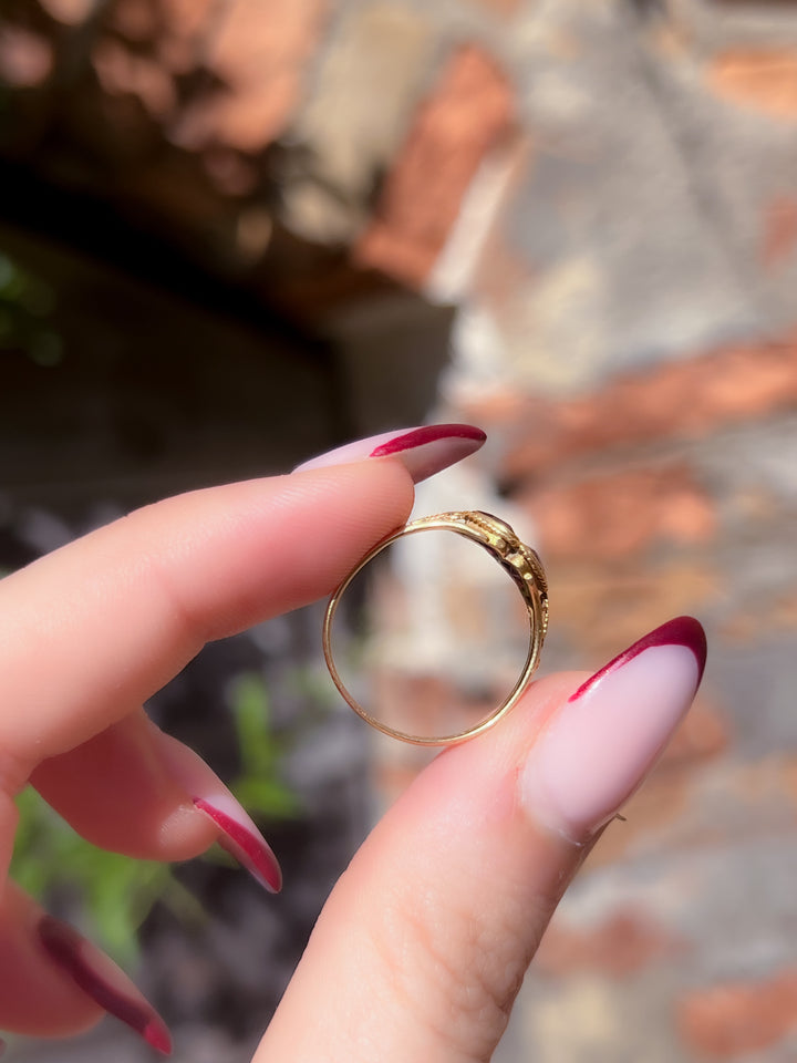 Stunning Victorian 15ct Garnet Double Heart Ring