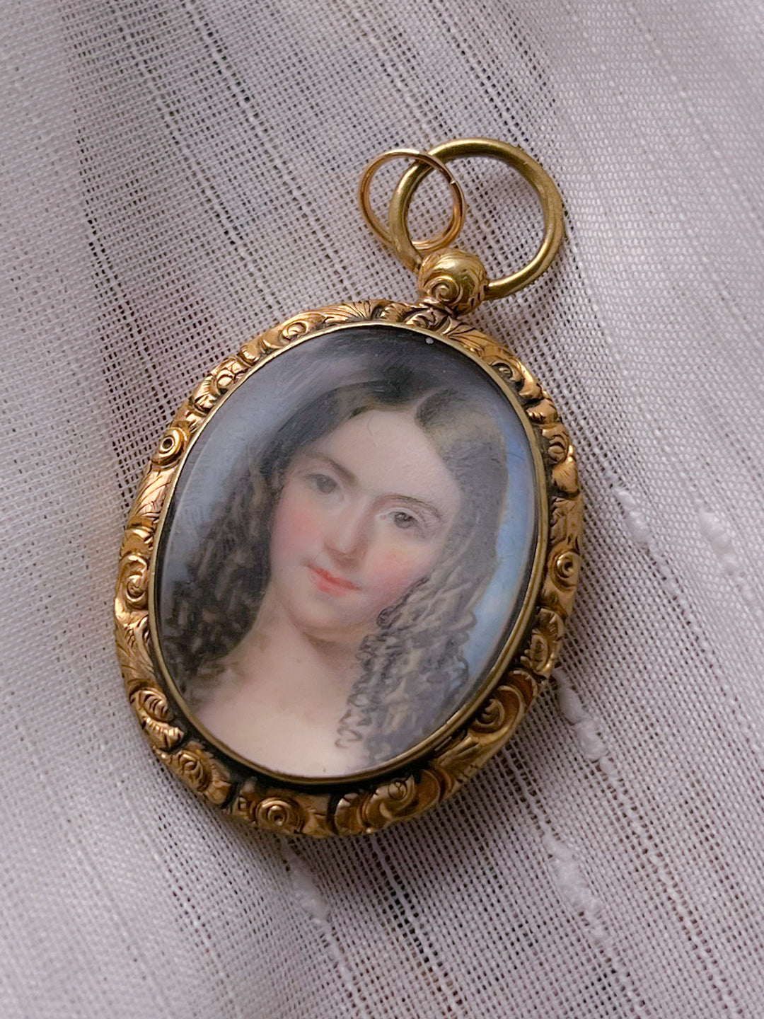 Early American Portrait of a Young Girl with Curls in 10ct Gold