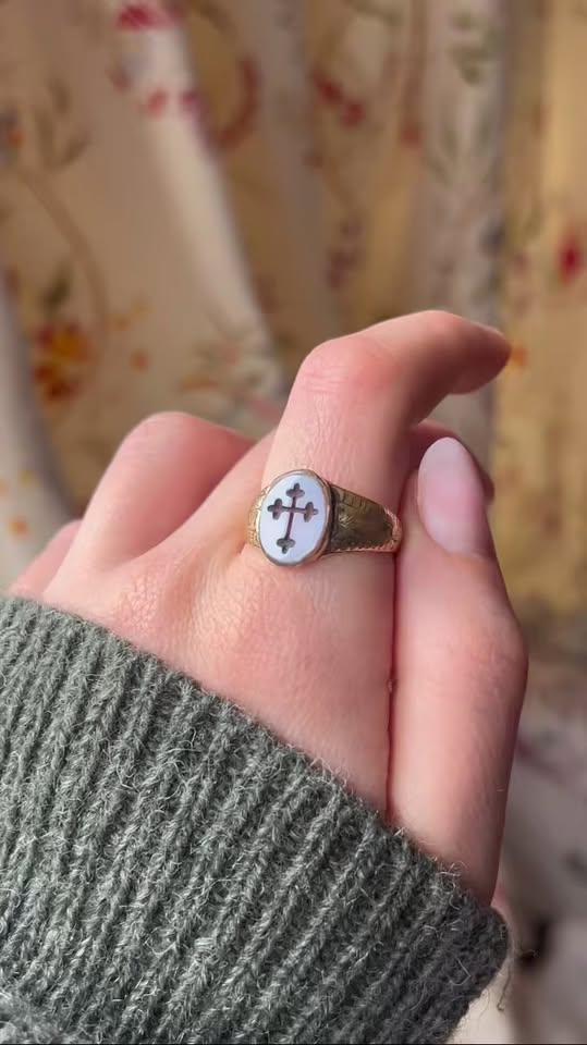 18ct Niccolo Cross Ring C. 1890 HOLD FOR C