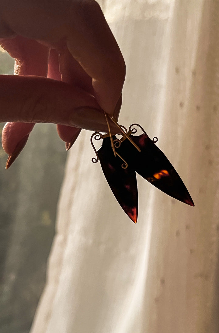 Outstanding Pair of 15ct Archaeological Revival Amphorae Earrings