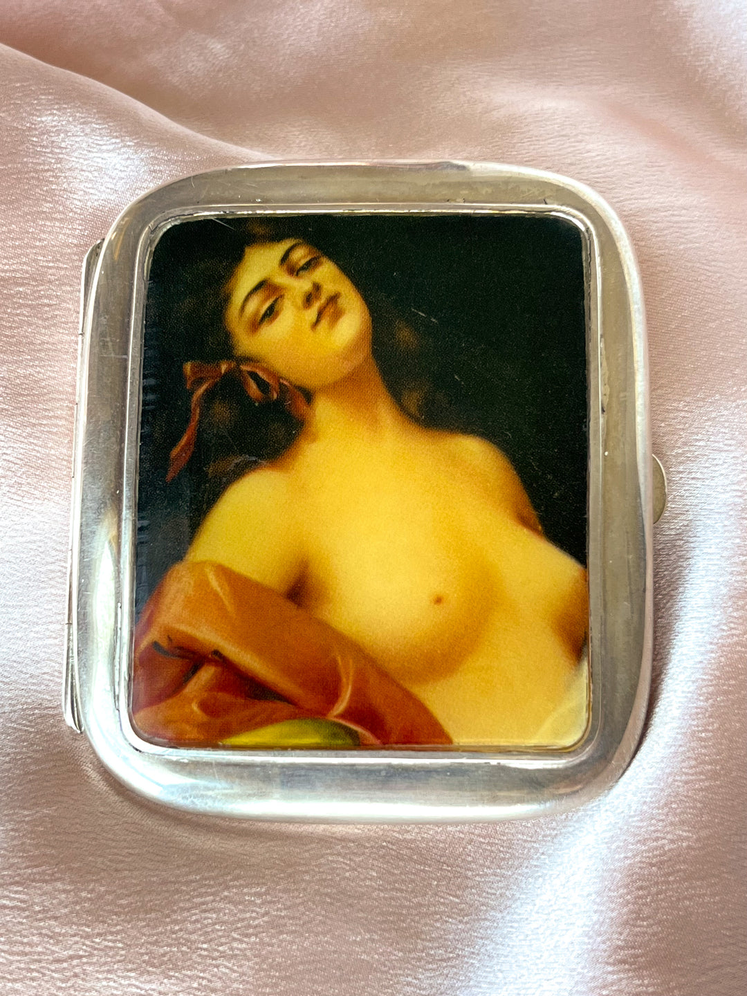 Striking Sterling Silver Cigarette Compact C. 1905