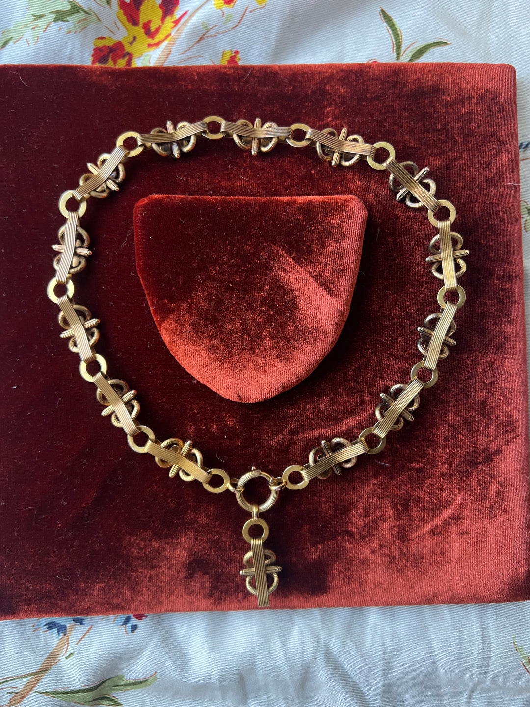 American Victorian Neogothic Chain in 14ct