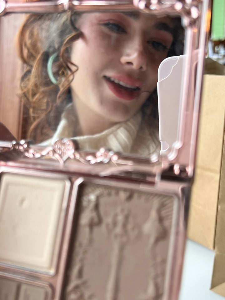 14ct Carved Jade Hoop Earrings