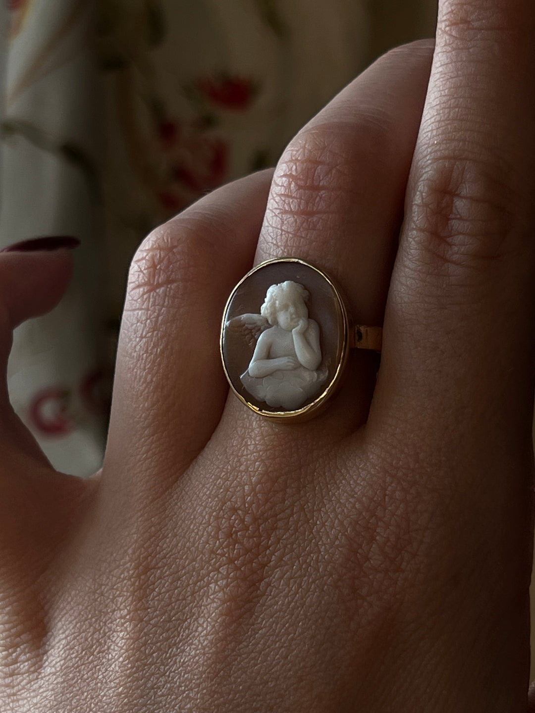 Superb Victorian 14ct Angel Cameo Ring