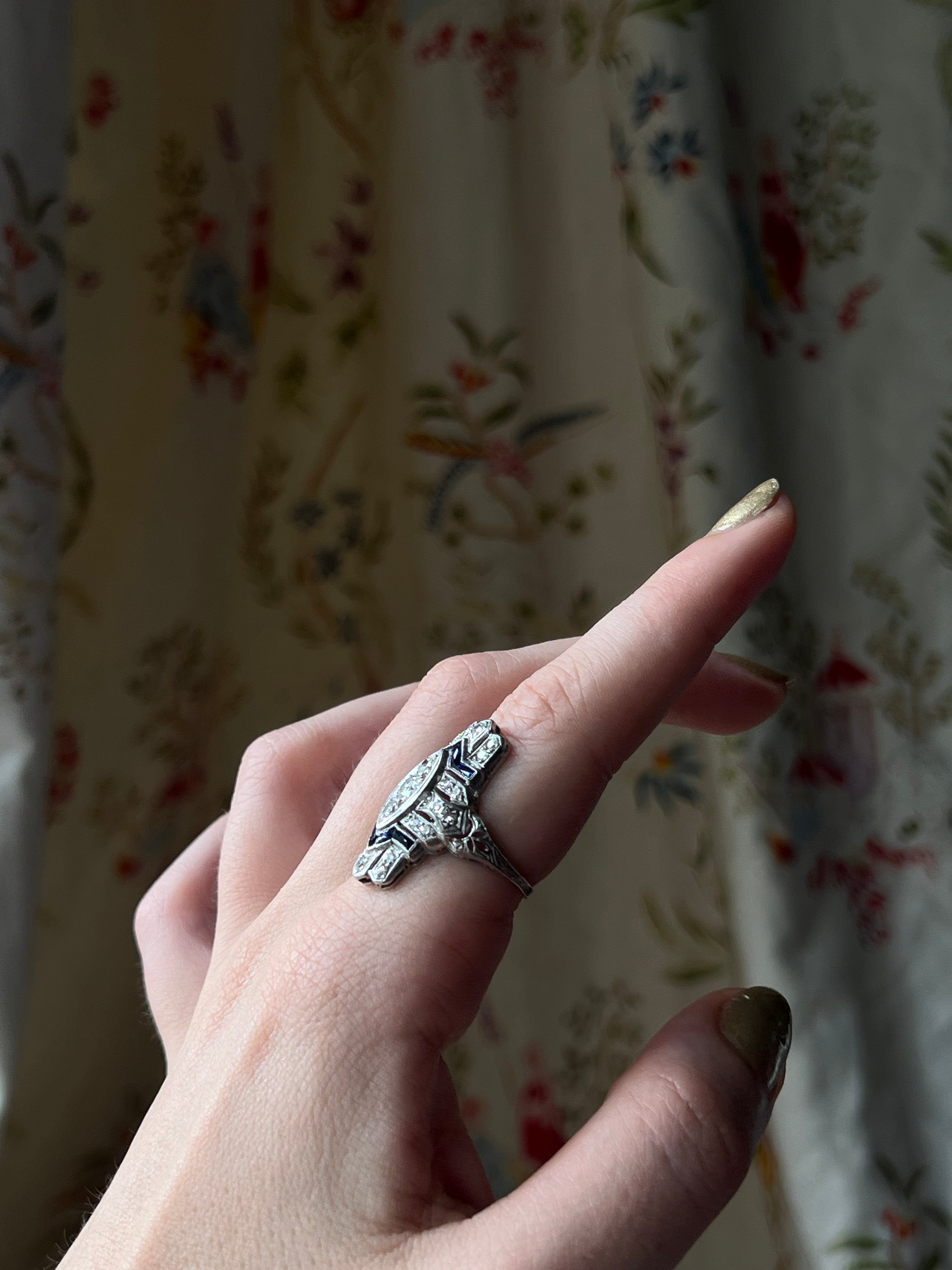 Delicate Art Deco 18k and Diamond Ring