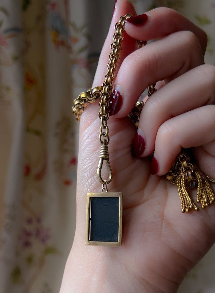 Superb 14ct Black Chalcedony Seal Pendant