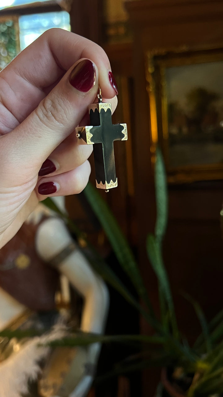 Gorgeous American Victorian Jet Cross