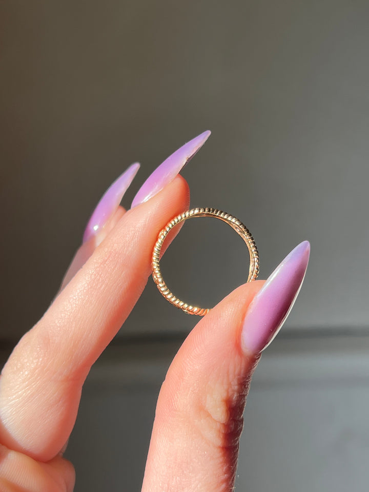 Vintage Diamond Wave Band with diamonds