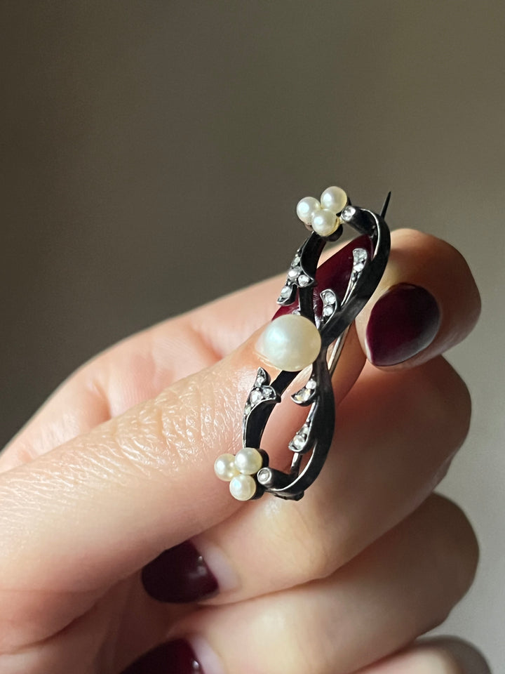 Diamond And Pearl Brooch C. 1890