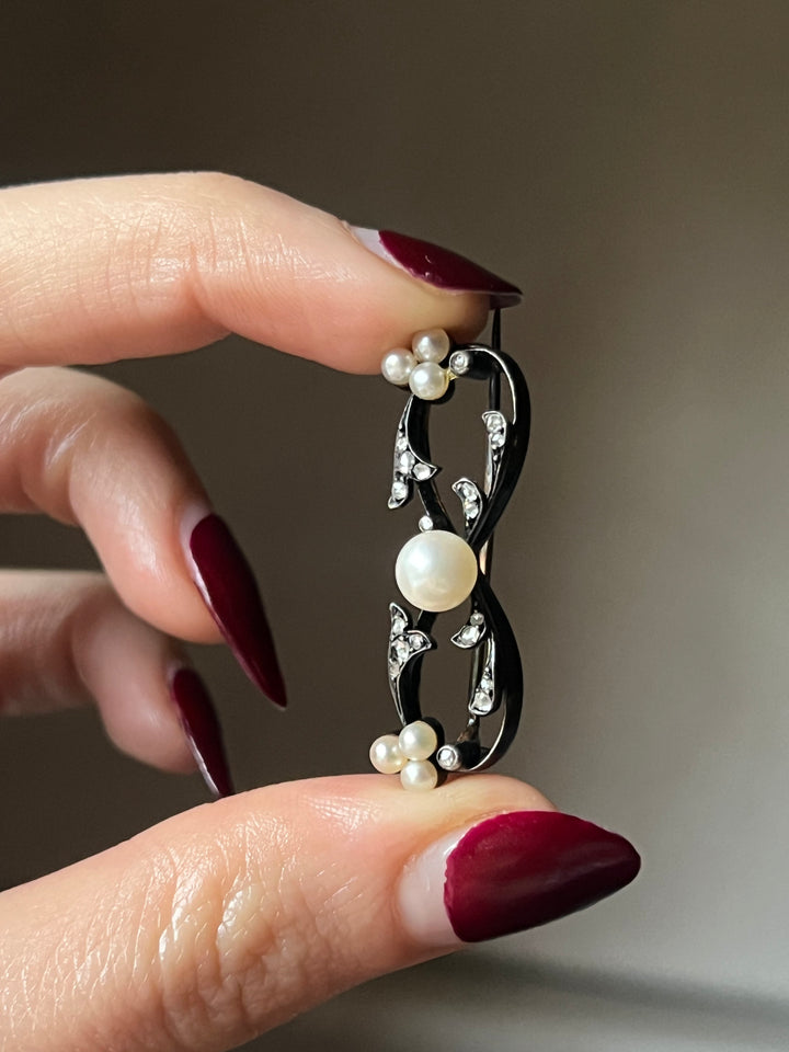 Diamond And Pearl Brooch C. 1890