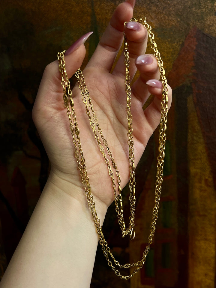 18ct French Art Nouveau Chain of 59”