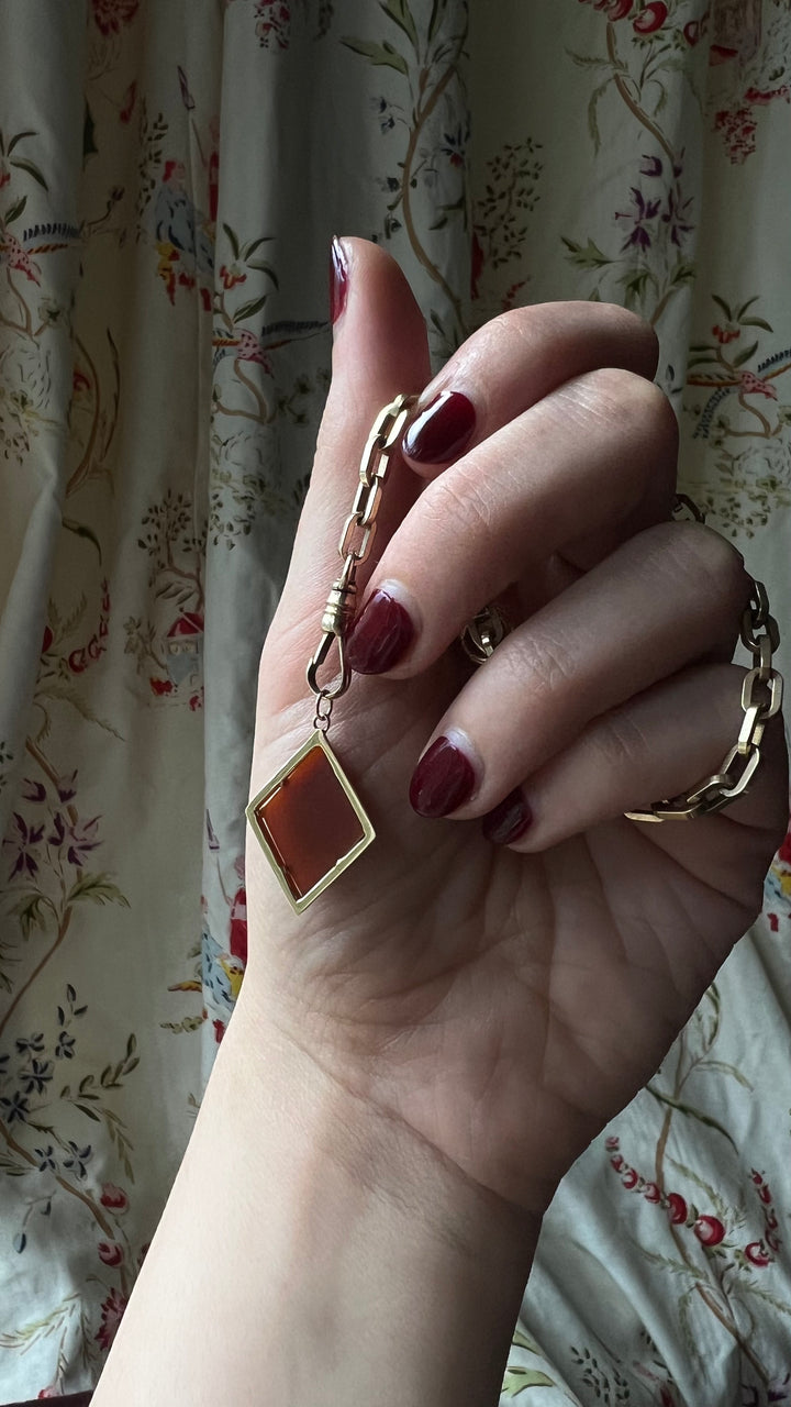 Victorian Sardonyx Shield Seal in 14ct