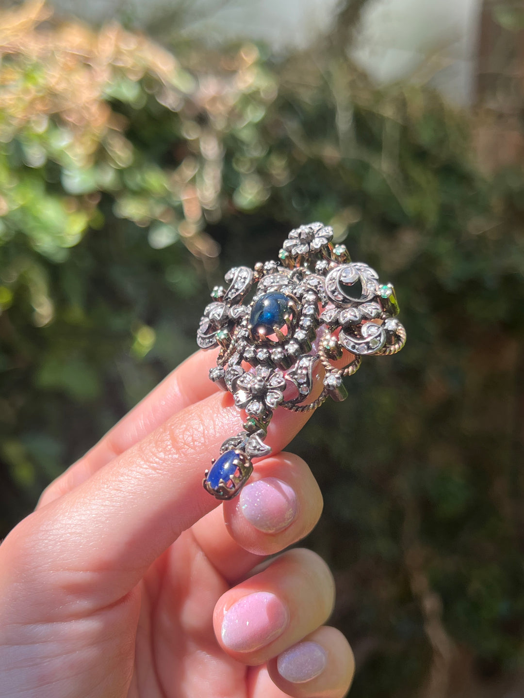 Elegant Sapphire and Diamond Brooch