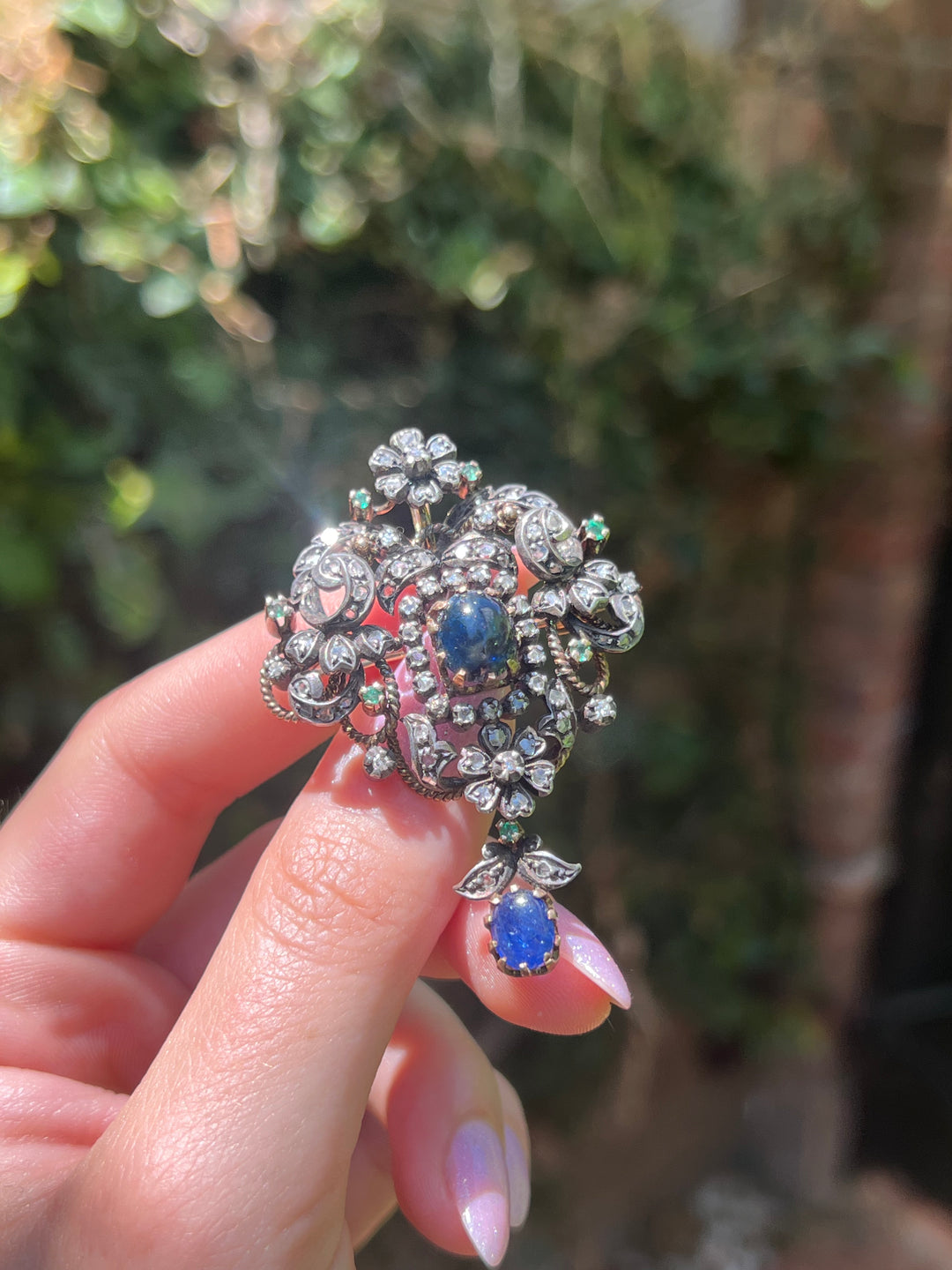 Elegant Sapphire and Diamond Brooch