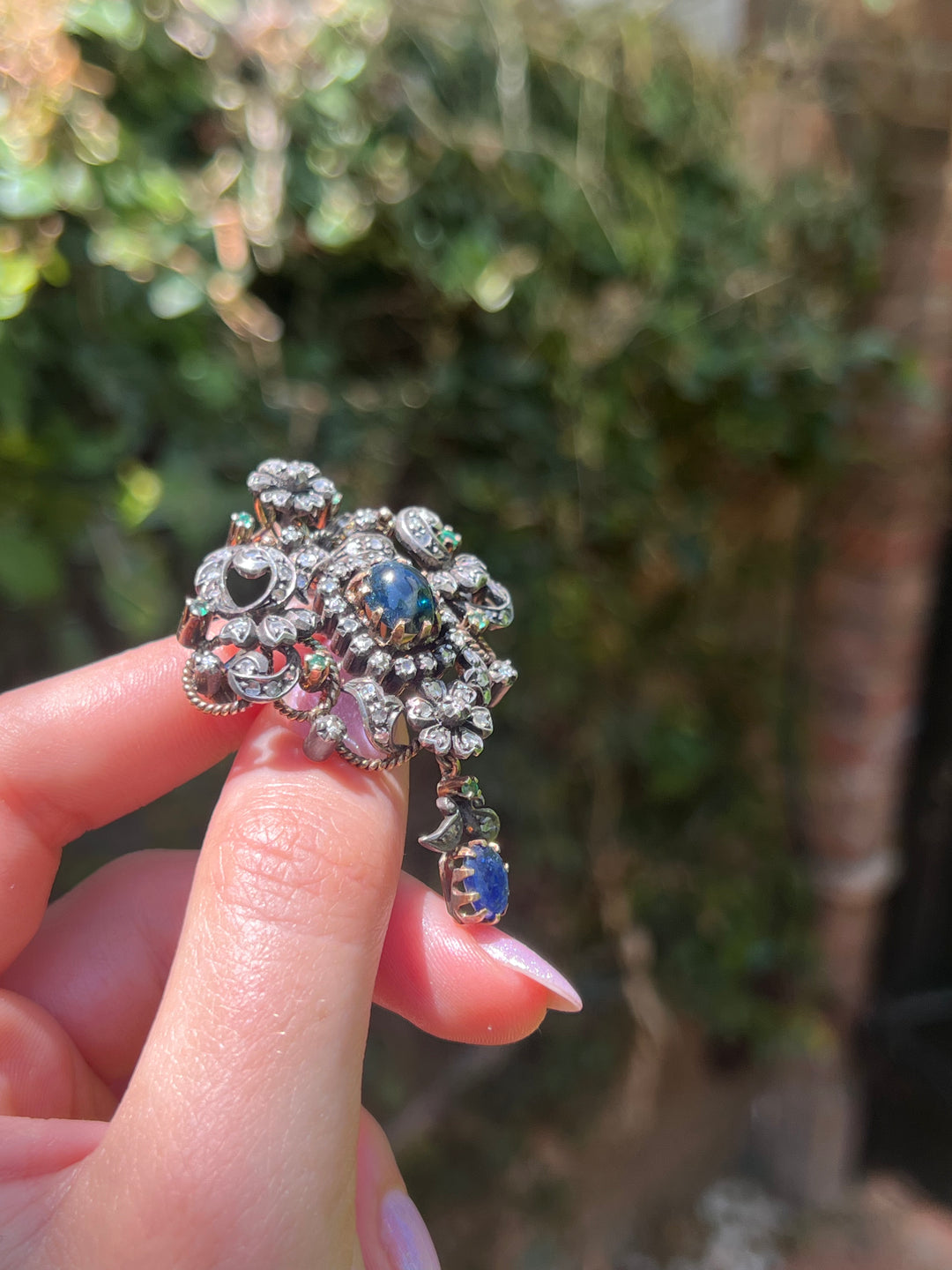 Elegant Sapphire and Diamond Brooch