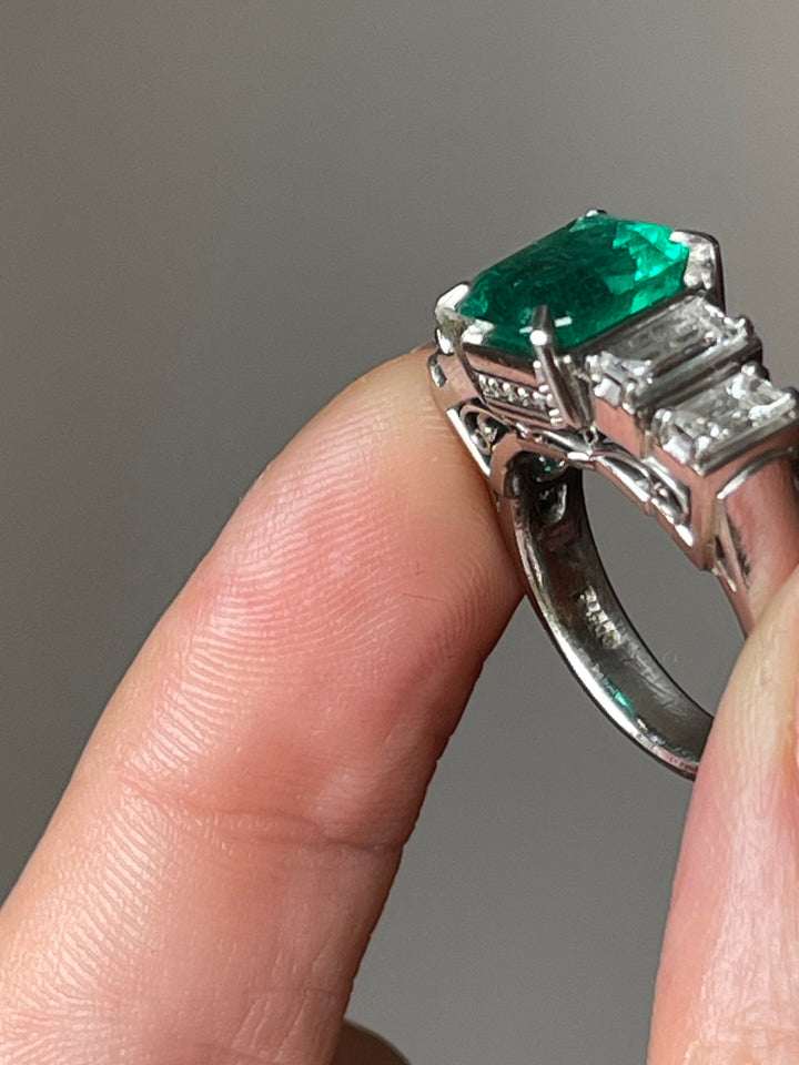 Platinum Emerald & Step Cut Diamond Ring | 4.21ctw | Solid Platinum PT900 | Vintage c.1980s