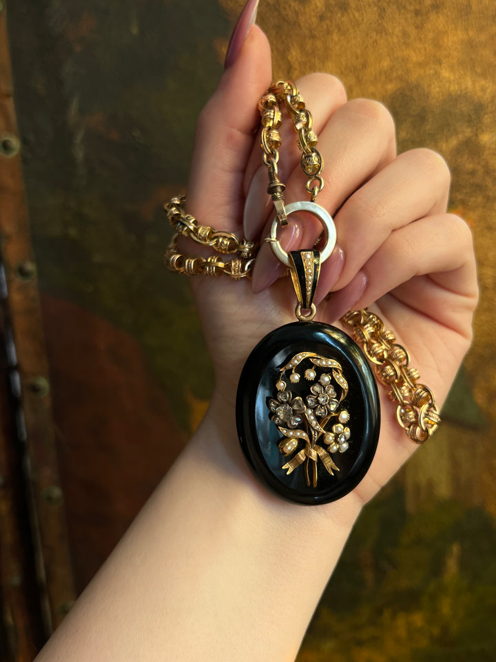 French Onyx Diamond Pearl Sentimental Locket