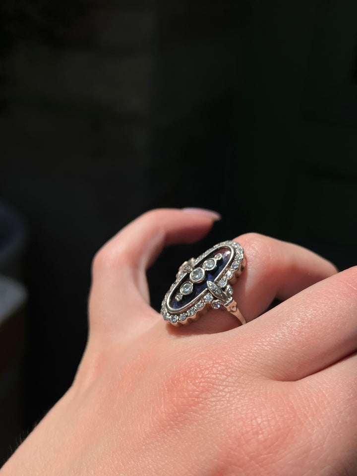 Art Deco 18ct White Gold & Synthetic Blue Topaz Ring