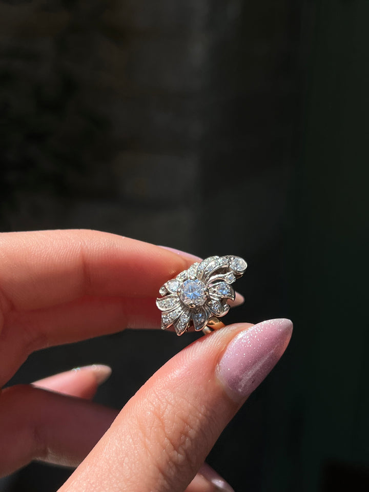 Vintage 1940’s Retro “Plume” Cluster Ring