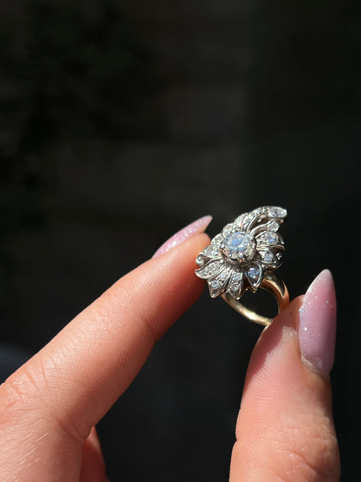 Vintage 1940’s Retro “Plume” Cluster Ring