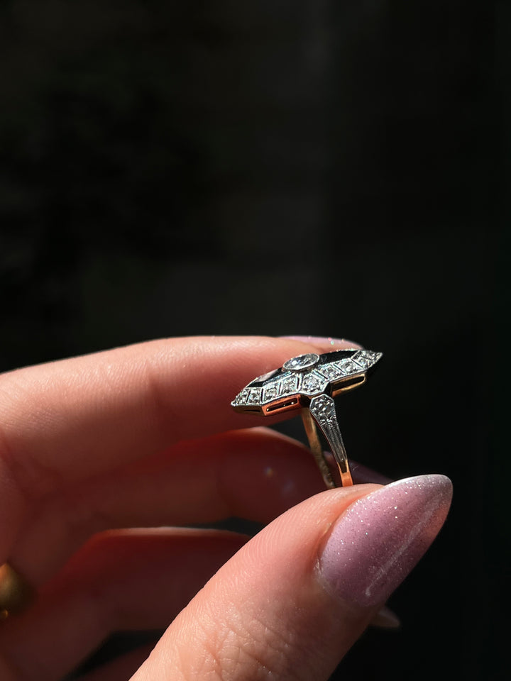 Art Deco 18 ct Gold, Platinum, and Sapphire Ring