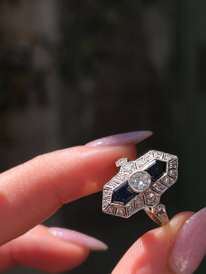 Art Deco 18 ct Gold, Platinum, and Sapphire Ring