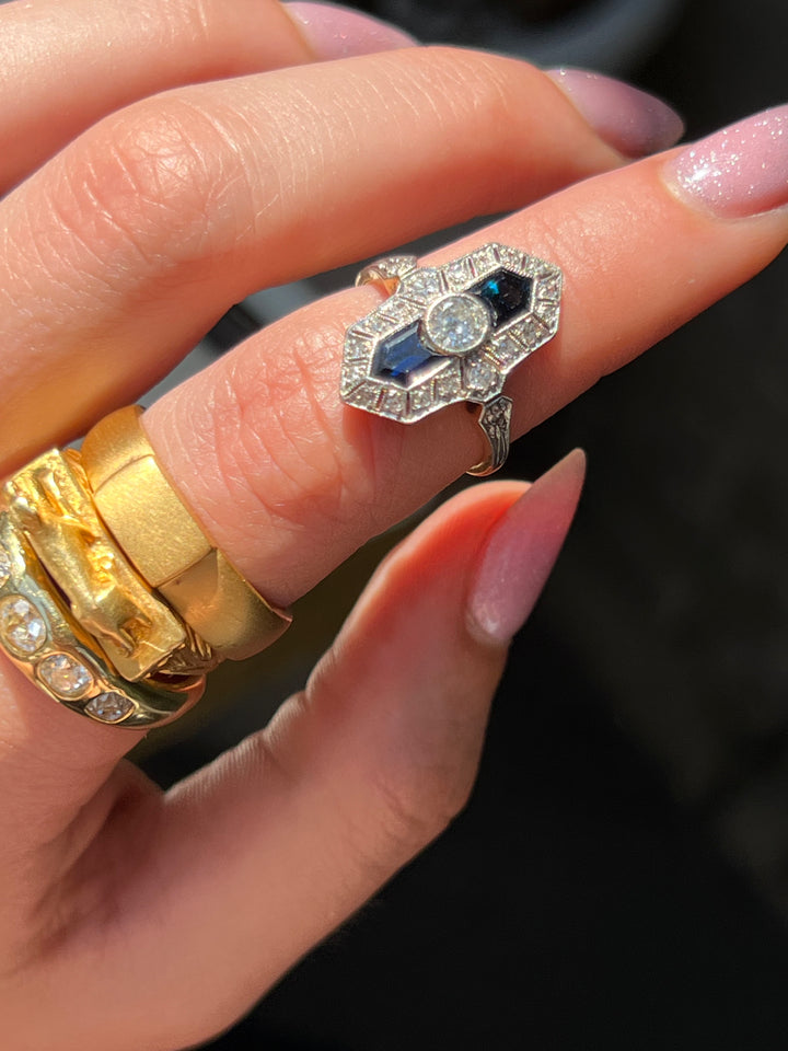 Art Deco 18 ct Gold, Platinum, and Sapphire Ring