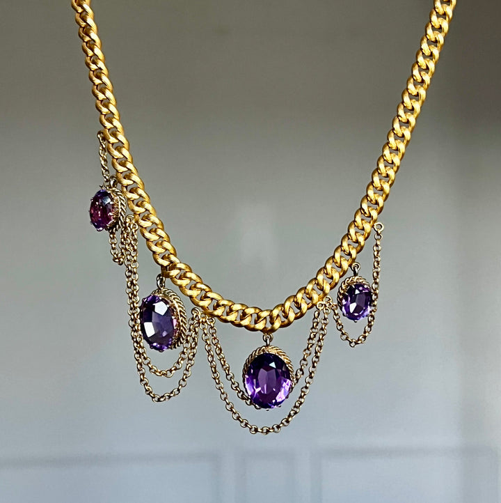 15ct Amethyst Festoon Necklace | Bloomed Gold Reeded Chain | English Victorian c.1870s