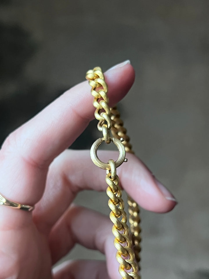 15ct Amethyst Festoon Necklace | Bloomed Gold Reeded Chain | English Victorian c.1870s