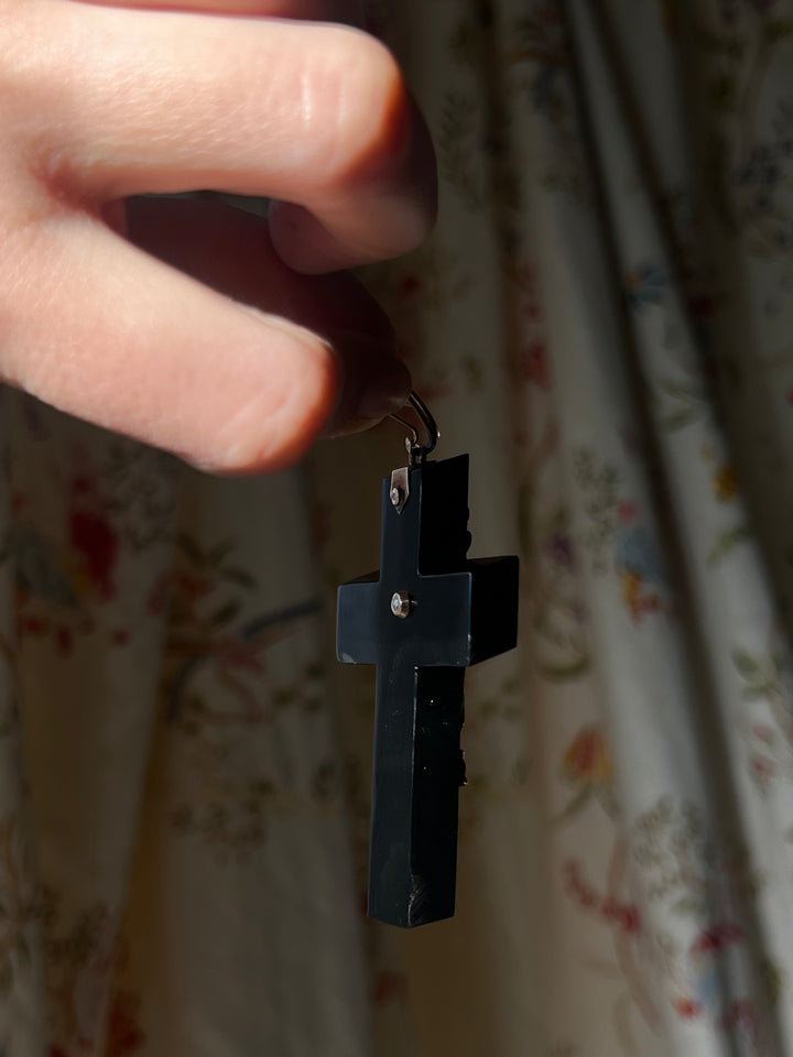 Exceptional Onyx Transient Cross c. 1860
