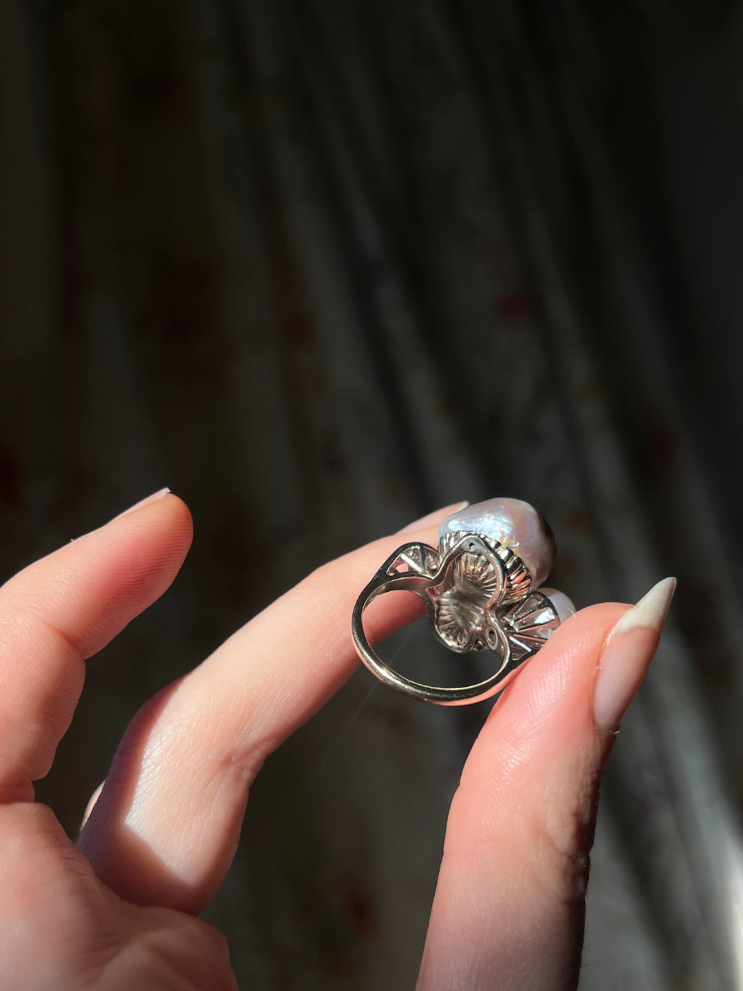 Massive Sensual 1940’s Cocktail Ring Featuring 3 Exceptional Pearls