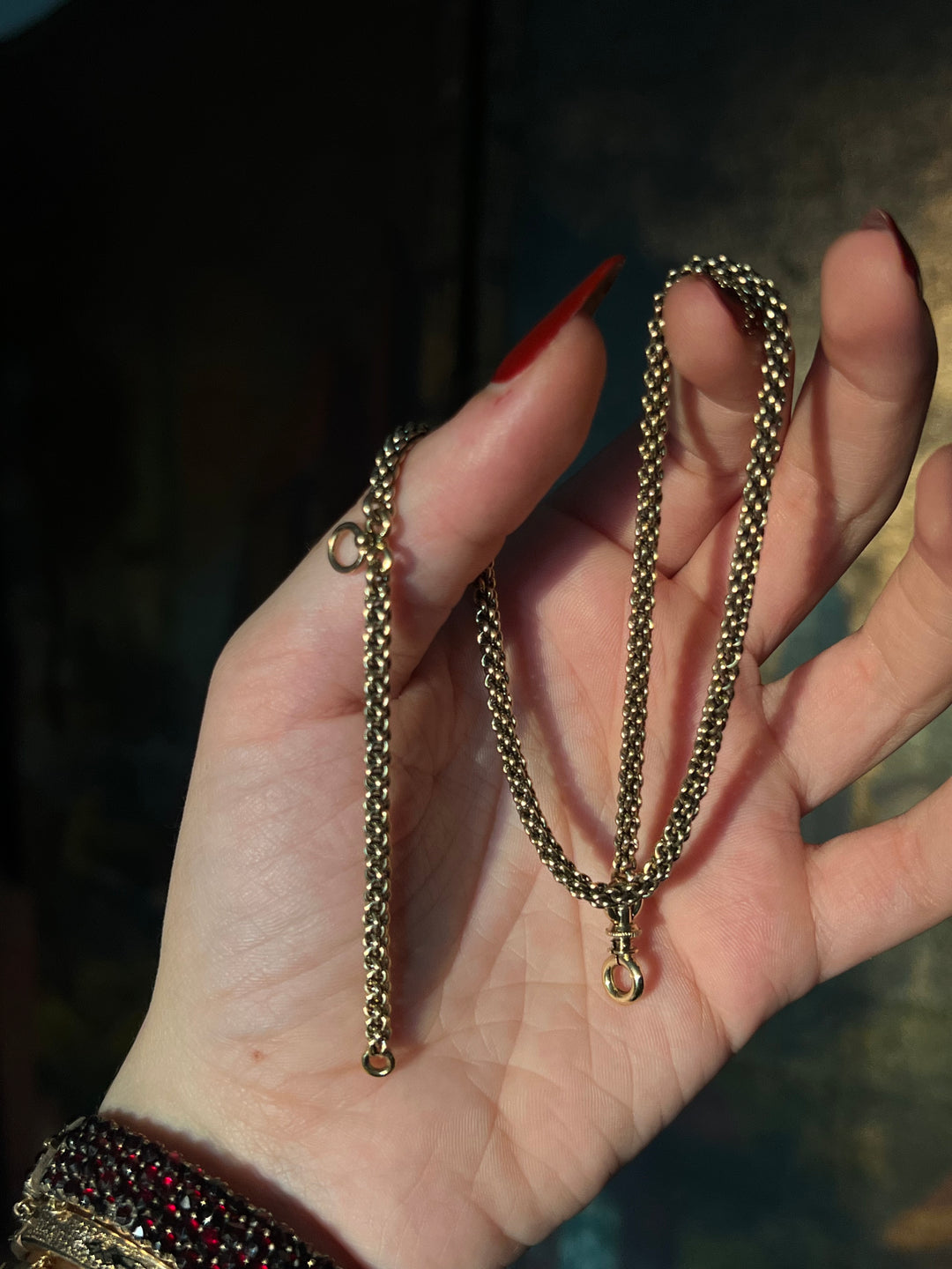 Outstanding Victorian 18ct Herringbone Rope Chain