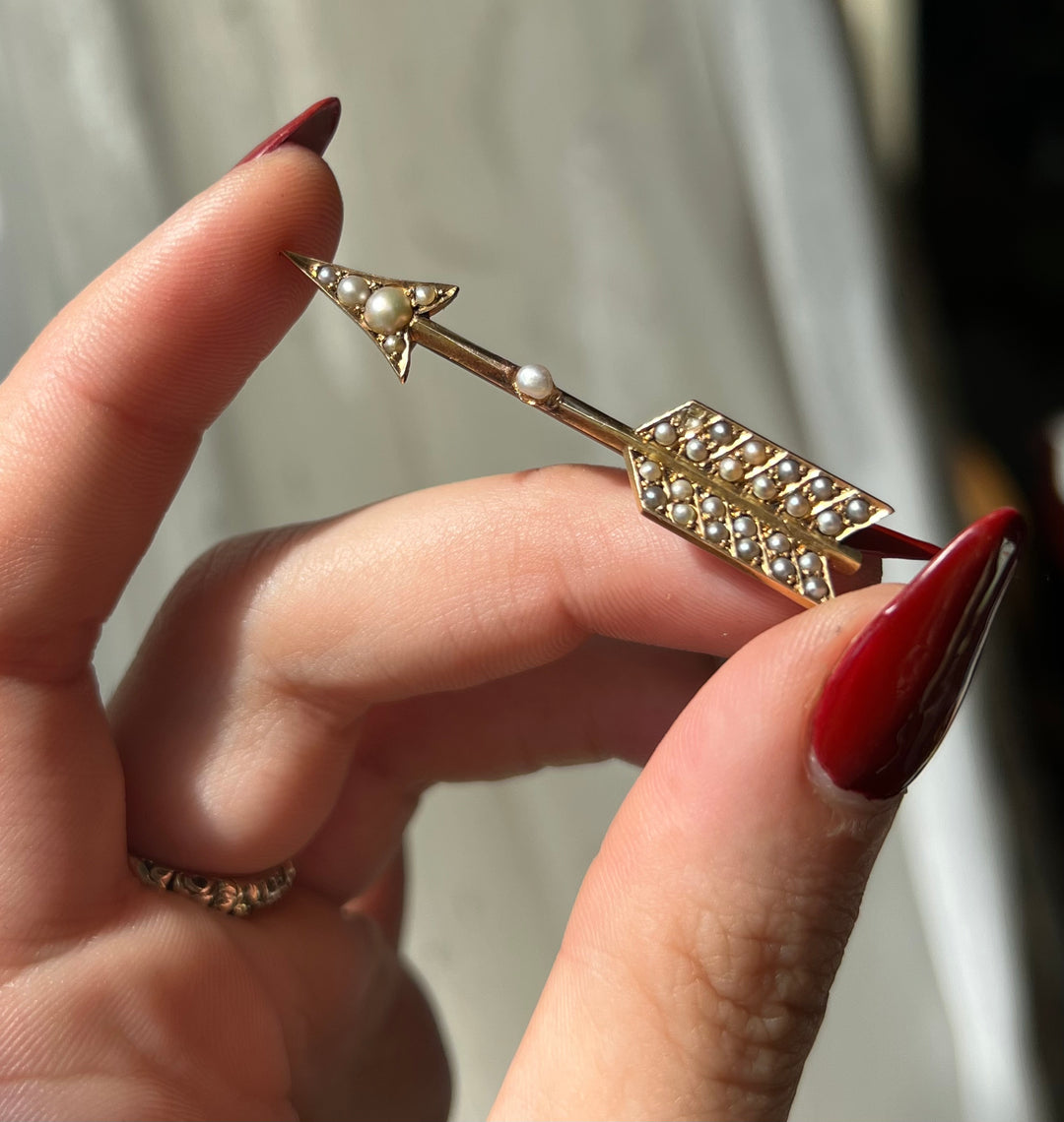 Wonderful Petite Pearl Embelished Arrow Brooch