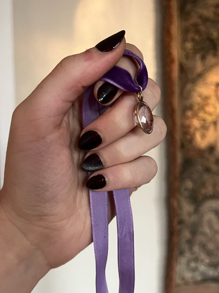 Rose de France Amethyst in 14ct